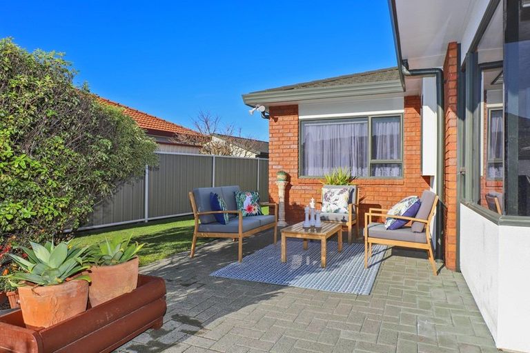 Photo of property in 3 Beaufort Place, Taradale, Napier, 4112