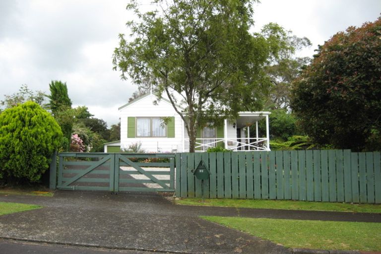 Photo of property in 35 Moloney Terrace, Pukekohe, 2120