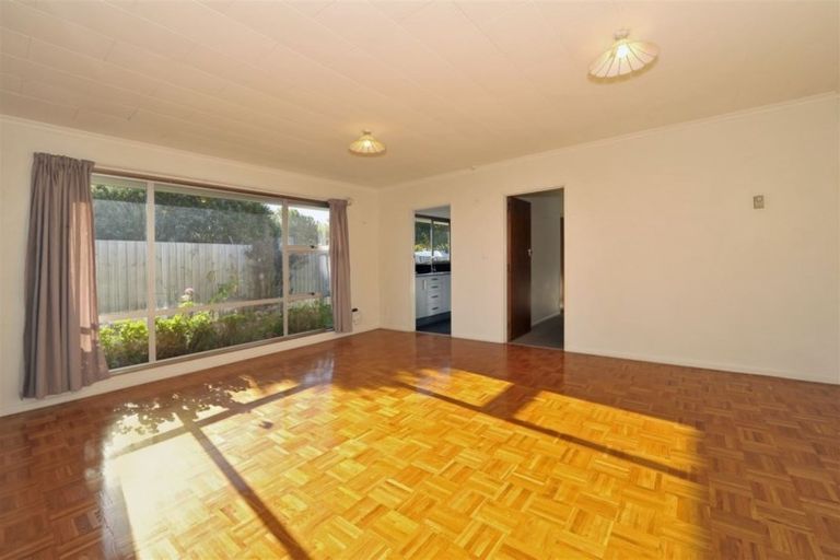 Photo of property in 2/48 Linwood Avenue, Linwood, Christchurch, 8011