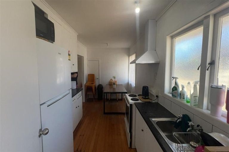 Photo of property in 5 Bolton Place, Otara, Auckland, 2023