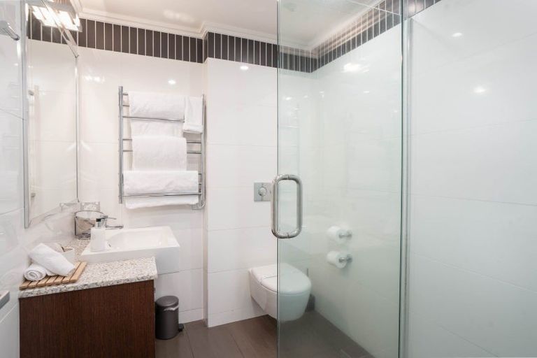 Photo of property in 17/225 Lake Terrace, Waipahihi, Taupo, 3330