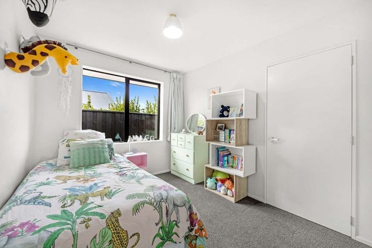Photo of property in 114 Pegasus Boulevard, Pegasus, 7612