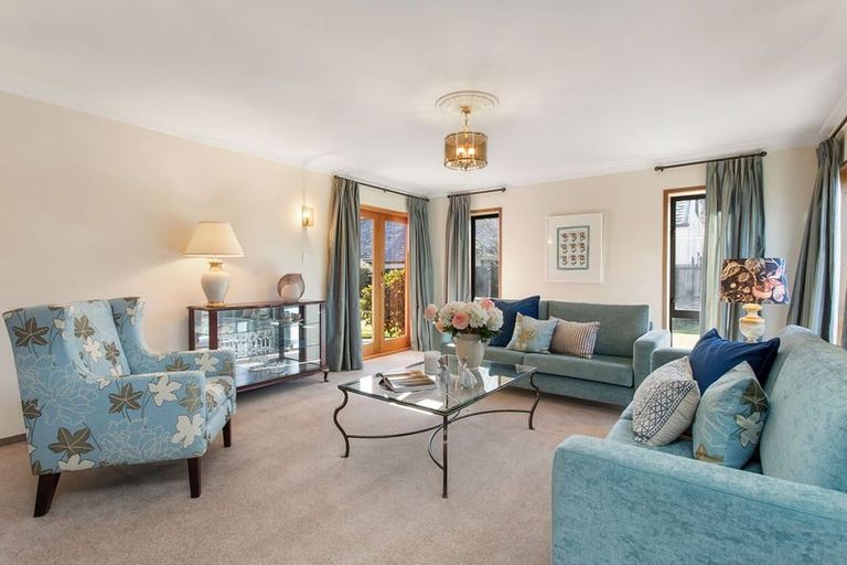 Photo of property in 17 Hanover Place, Ilam, Christchurch, 8041