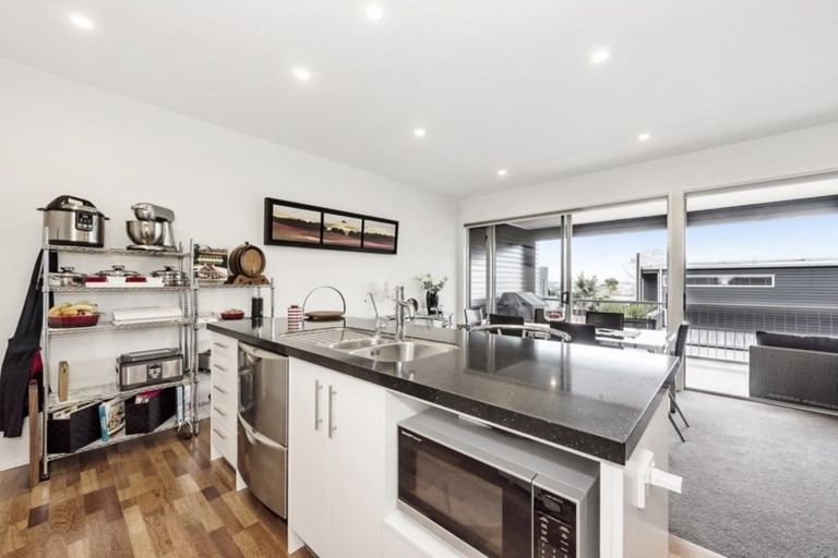 Photo of property in 23u7 Marama Street, Frankton, Hamilton, 3204