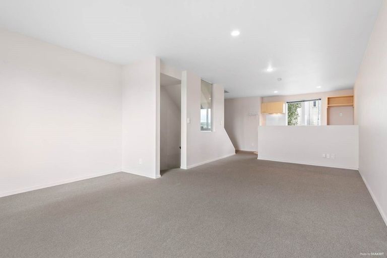 Photo of property in 38 Albionvale Road, Glen Eden, Auckland, 0602