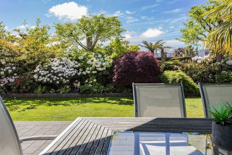 Photo of property in 6 Palazzo Lane, Riccarton, Christchurch, 8011