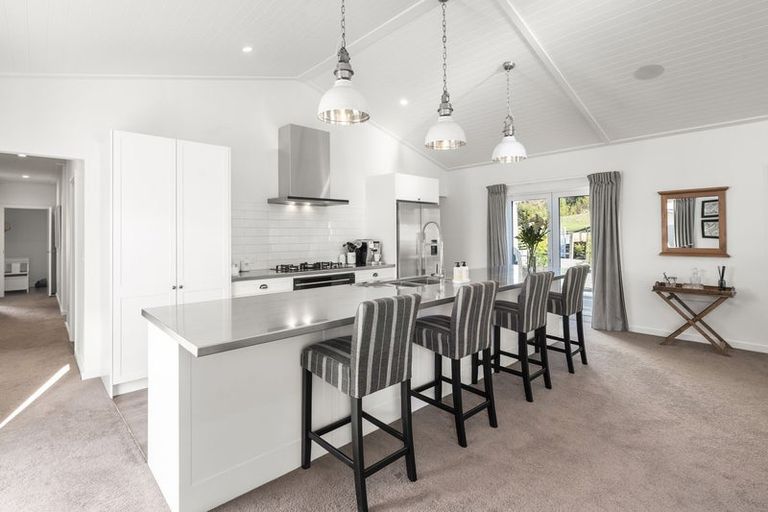 Photo of property in 2/21 Highland Drive, Acacia Bay, Taupo, 3385