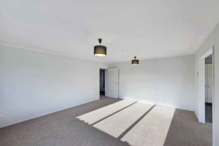 Photo of property in 502a Grove Road, Mayfair, Hastings, 4122