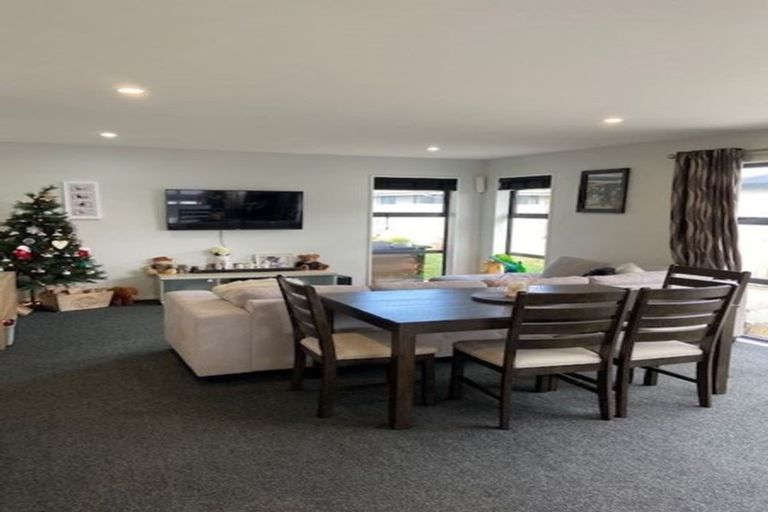 Photo of property in 31 Granite Drive, Rolleston, 7614