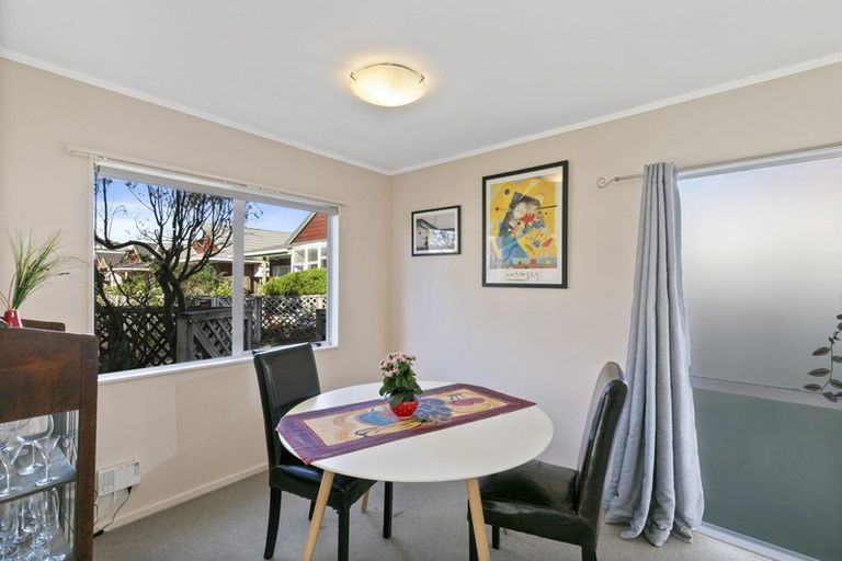 Photo of property in 6 Macalister Place, Miramar, Wellington, 6022