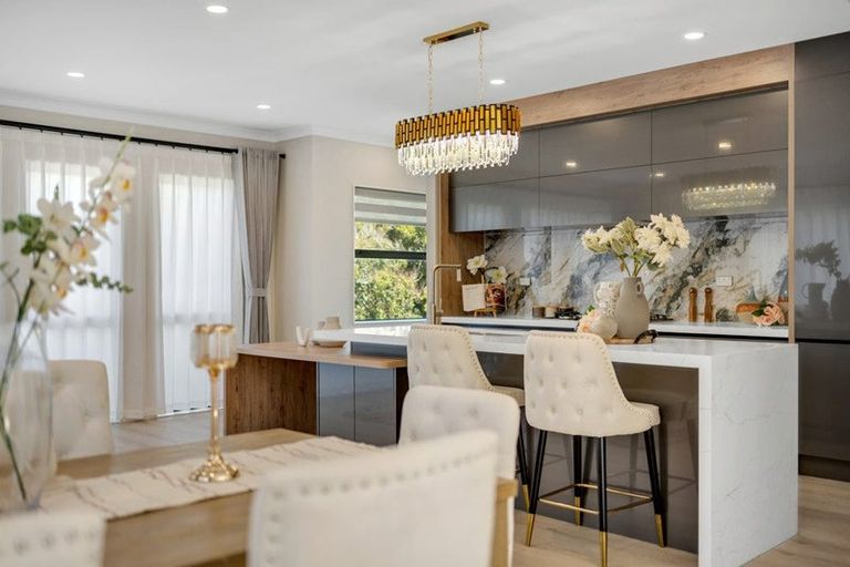 Photo of property in 58 Elevation Street, Flat Bush, Auckland, 2019