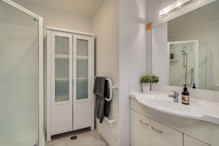 Photo of property in 4/281 Maunganui Road, Mount Maunganui, 3116