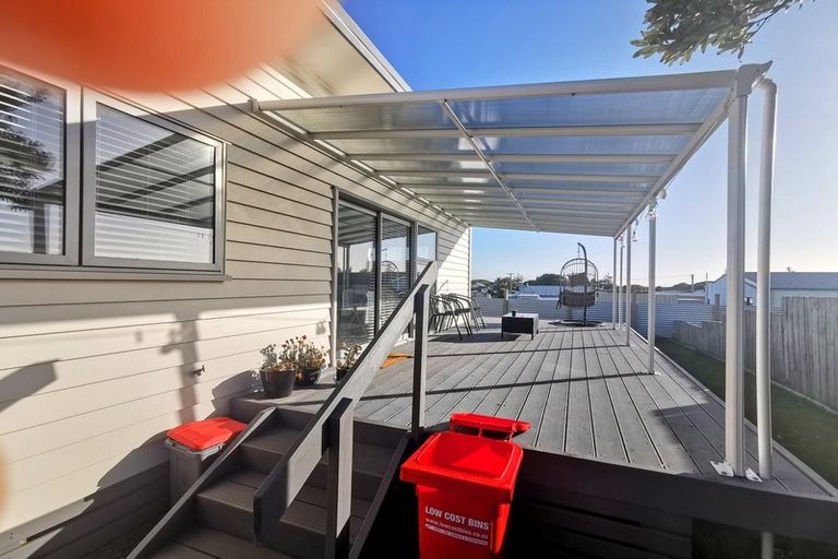 Photo of property in 27a Matai Street, Waikanae, 5036