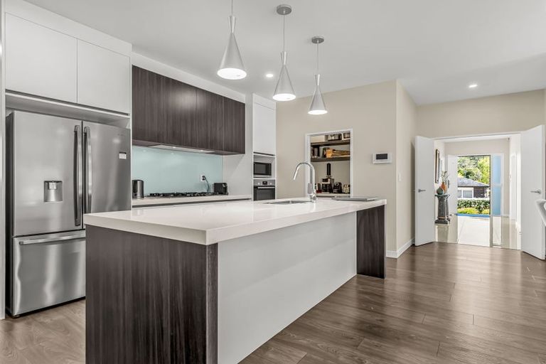 Photo of property in 21 Jeroboam Loop, Kumeu, 0810