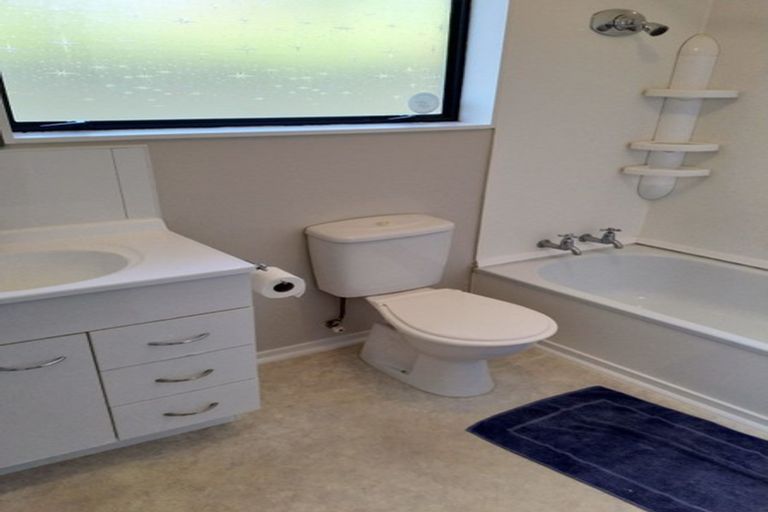 Photo of property in 1/12 Malone Road, Waterloo, Lower Hutt, 5011