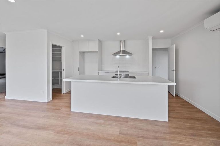 Photo of property in 4 Gemstone Place, Rolleston, 7615