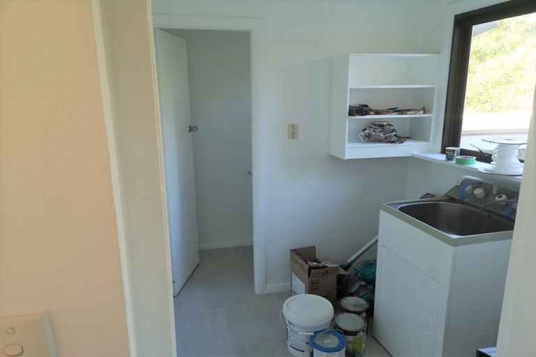 Photo of property in 4 Evans Road, Glen Eden, Auckland, 0602