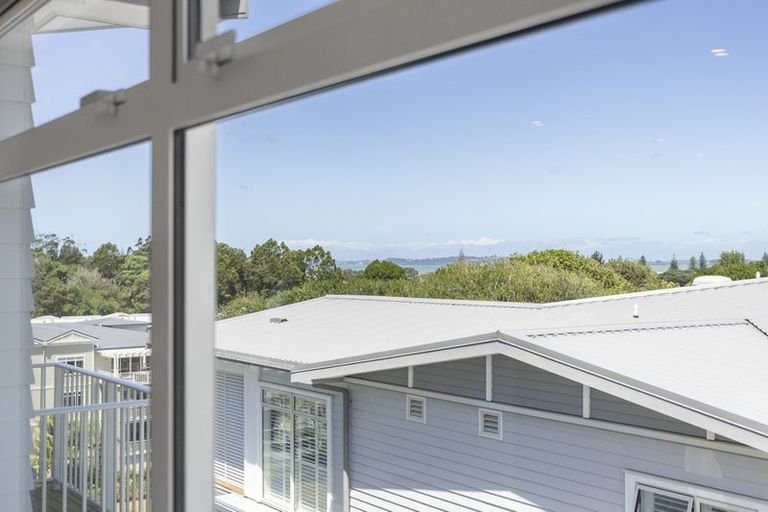 Photo of property in 193 Hibiscus Drive, Orewa, 0931