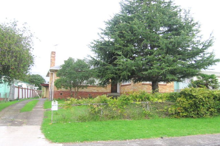 Photo of property in 14 Barrie Avenue, Papatoetoe, Auckland, 2025