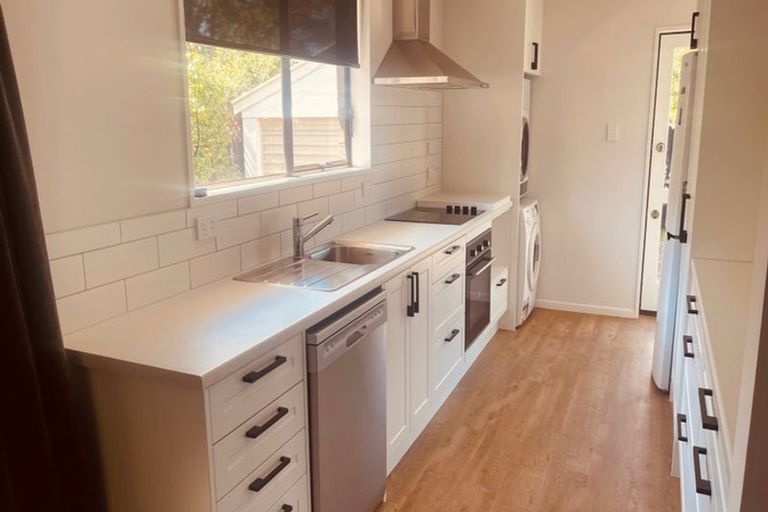 Photo of property in 18 Rembrandt Place, Burnside, Christchurch, 8053