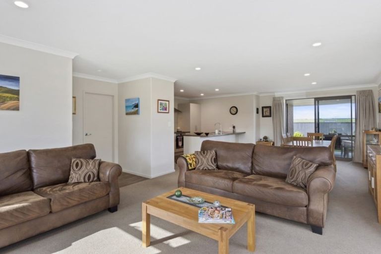 Photo of property in 26 Hebe Crescent, Papamoa Beach, Papamoa, 3118