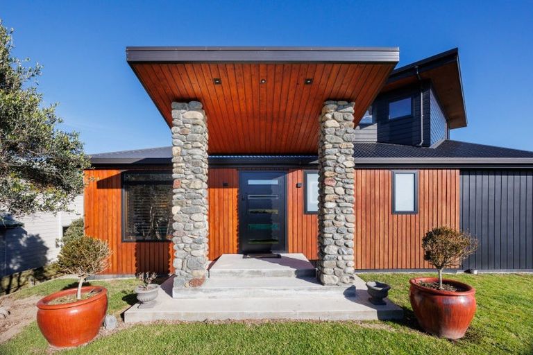 Photo of property in 6 Dawson Street, Foxton Beach, Foxton, 4815