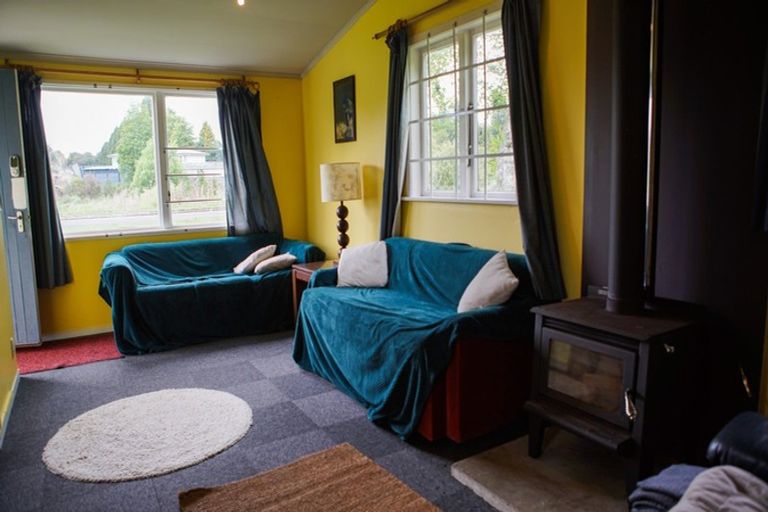 Photo of property in 52 Ward Street, Raetihi, 4632