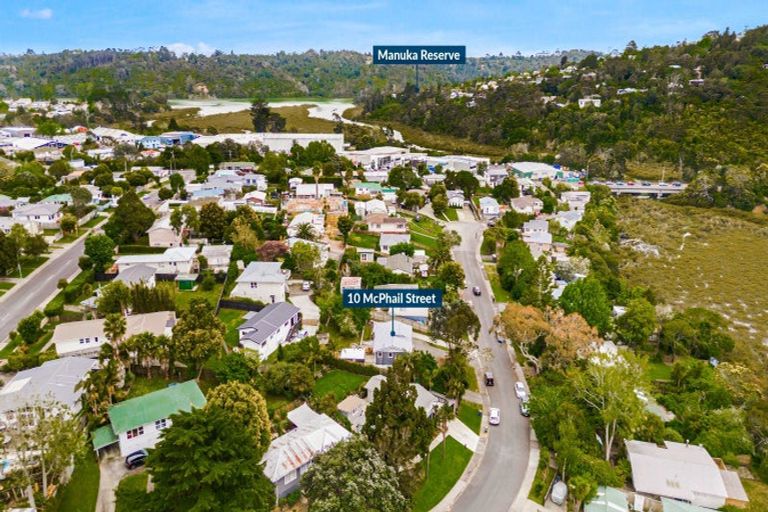 Photo of property in 10 Mcphail Street, Birkdale, Auckland, 0626