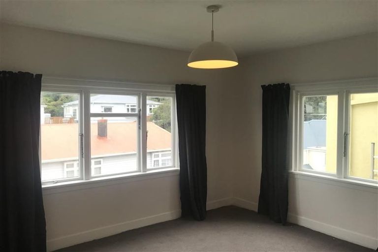 Photo of property in 56f5 Tanera Crescent, Brooklyn, Wellington, 6021