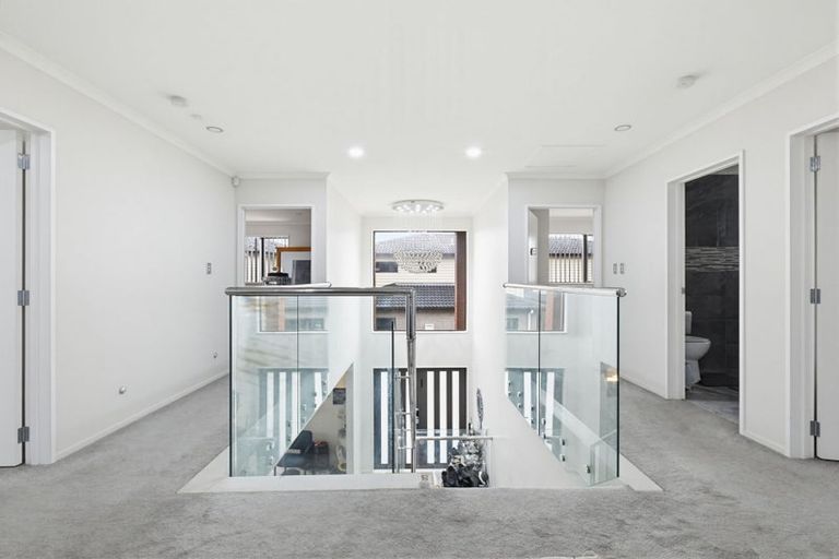 Photo of property in 56a Cambridge Terrace, Papatoetoe, Auckland, 2025