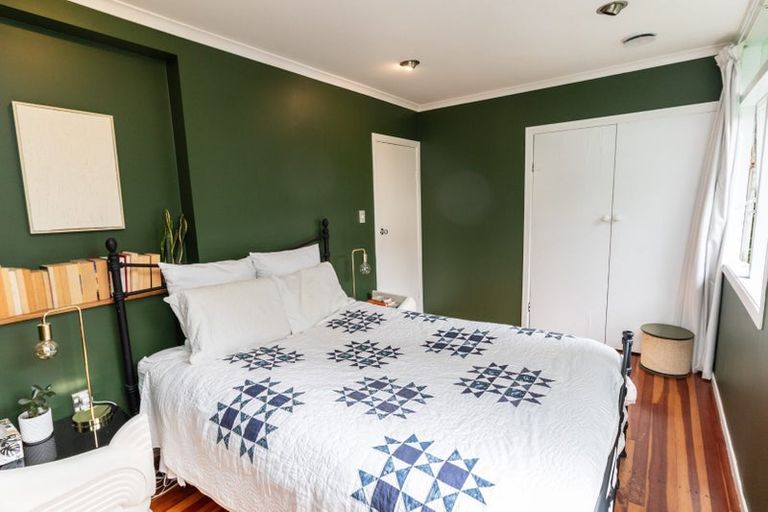 Photo of property in 9 Berrymead Way, Karori, Wellington, 6012