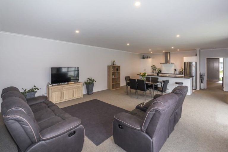 Photo of property in 15 George Square West, Wigram, Christchurch, 8025