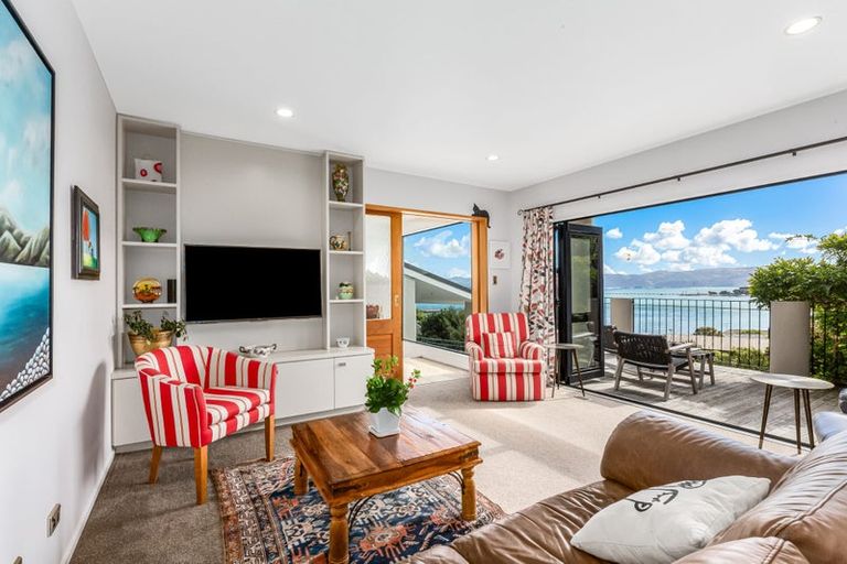 Photo of property in 52 Walter Road, Lowry Bay, Lower Hutt, 5013