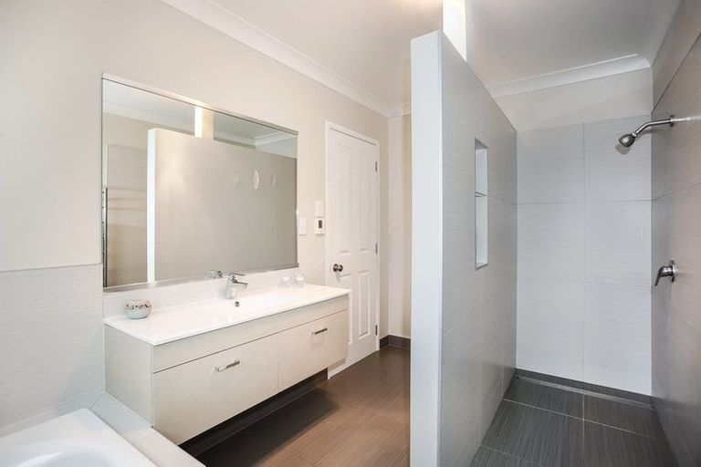 Photo of property in 24 Premila Drive, Pukekohe, 2120