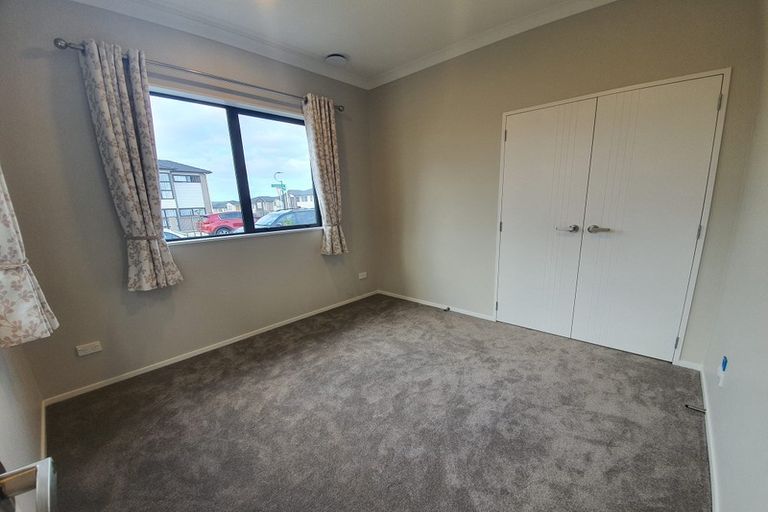 Photo of property in 2 Cooladawson Drive, Flat Bush, Auckland, 2019
