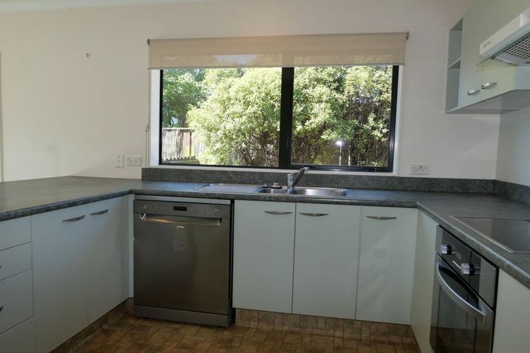 Photo of property in 15b Walton Road, Paraparaumu Beach, Paraparaumu, 5032