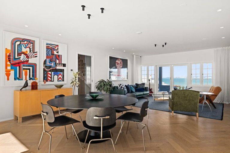Photo of property in 9 Elizabeth Road, Bluff Hill, Napier, 4110