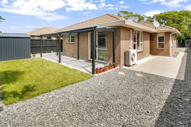 Photo of property in 25 Thistledown Place, Woolston, Christchurch, 8062