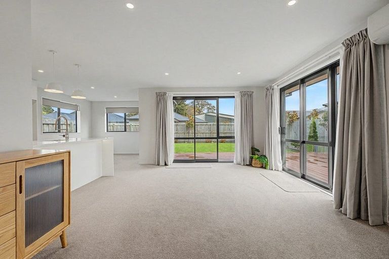 Photo of property in 74a Middleton Road, Upper Riccarton, Christchurch, 8041