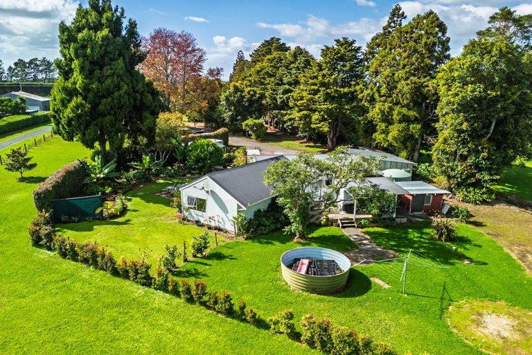 Photo of property in 2323 State Highway 10, Waipapa, Kerikeri, 0295