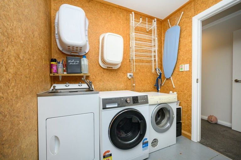 Photo of property in 6 Ngaio Street, West End, Palmerston North, 4412