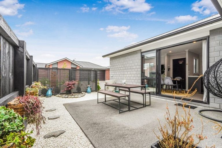 Photo of property in 37u4 North Ridge Drive, Rototuna North, Hamilton, 3210