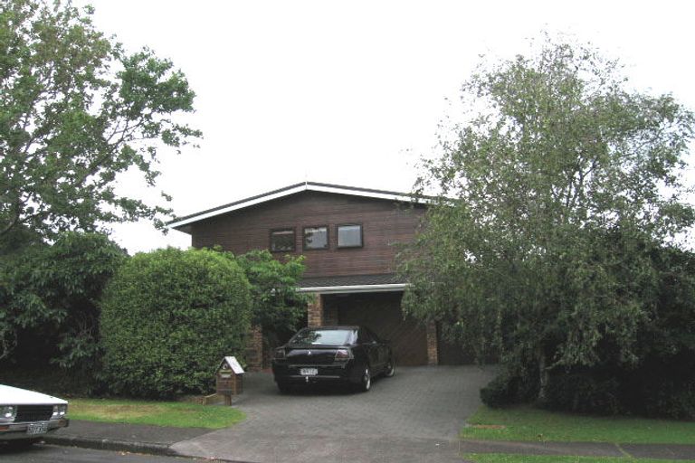 Photo of property in 7 Totara Grove, Hillcrest, Auckland, 0627