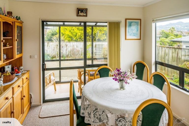 Photo of property in 46u2 Burgess Road, Johnsonville, Wellington, 6037