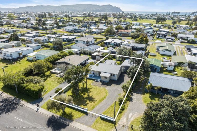 Photo of property in 212 Otahu Road, Whangamata, 3620