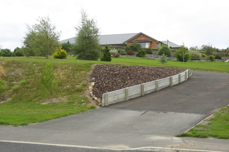 Photo of property in 9 Fairmile Drive, Kinmont Park, Mosgiel, 9024