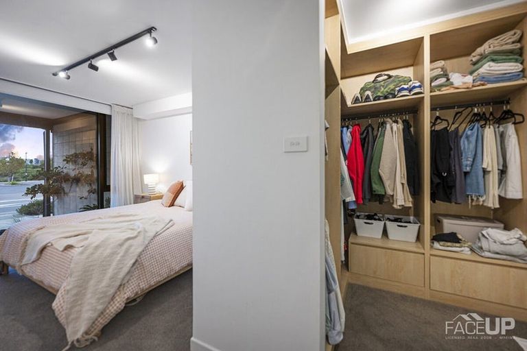 Photo of property in 21 Nugget Avenue, Hobsonville, Auckland, 0616