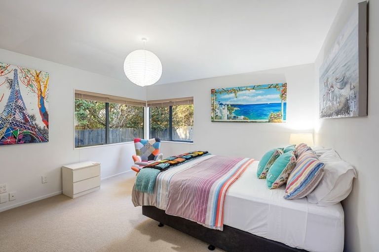 Photo of property in 82 Te Moana Road, Waikanae Beach, Waikanae, 5036