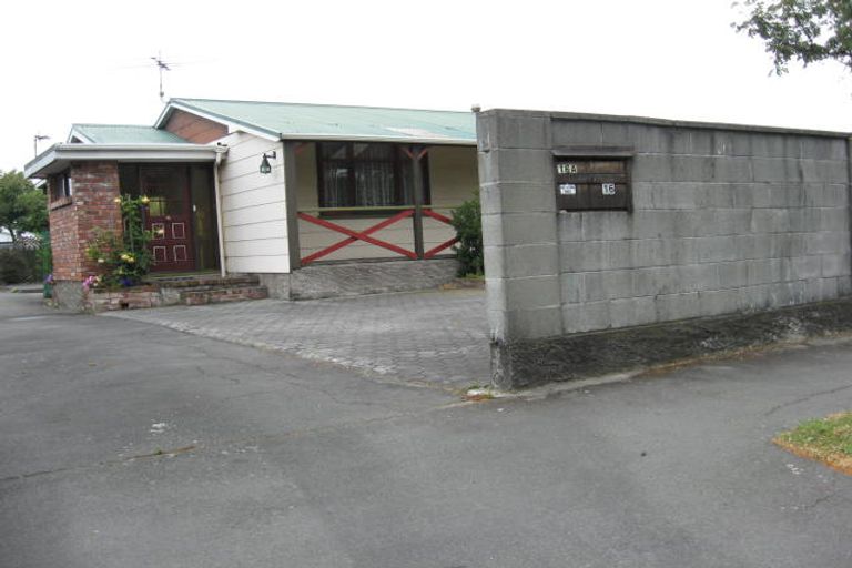 Photo of property in 16a Peer Street, Upper Riccarton, Christchurch, 8041