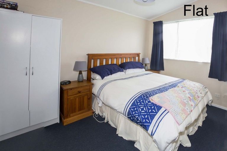 Photo of property in 3 Maclaurin Street, Dannevirke, 4930